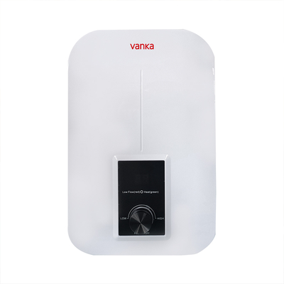 Witte elektrische tankloze waterverwarmer van 3,5 tot 7,5 kW met LED-display